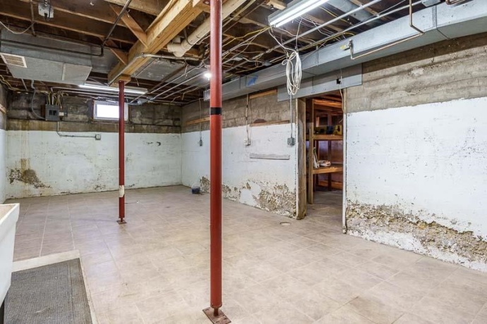 15685 State, PECATONICA, Illinois 61063, 5 Bedrooms Bedrooms, ,3 BathroomsBathrooms,House,For Sale,State,202506770