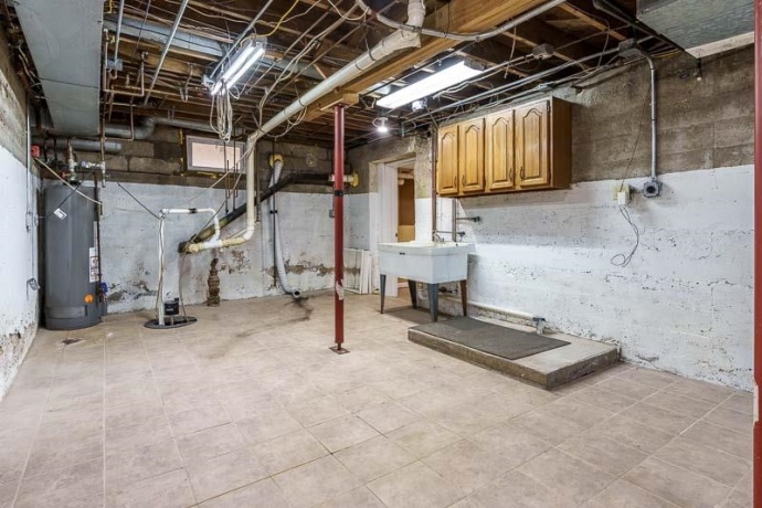 15685 State, PECATONICA, Illinois 61063, 5 Bedrooms Bedrooms, ,3 BathroomsBathrooms,House,For Sale,State,202506770