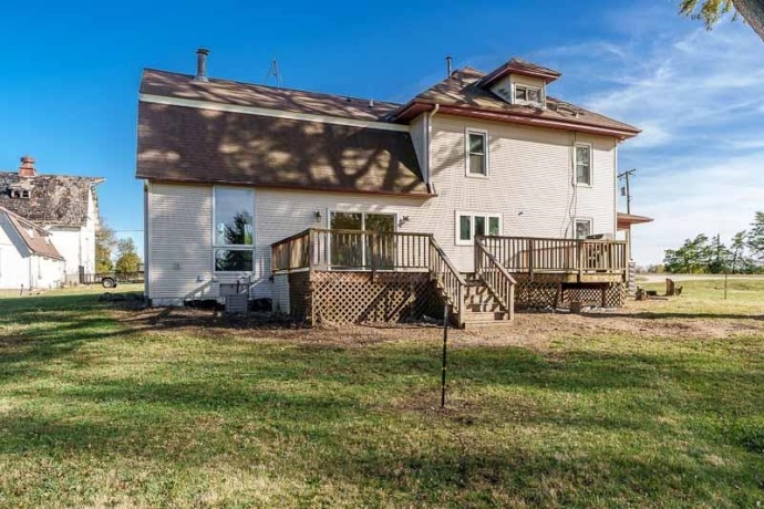 15685 State, PECATONICA, Illinois 61063, 5 Bedrooms Bedrooms, ,3 BathroomsBathrooms,House,For Sale,State,202506770