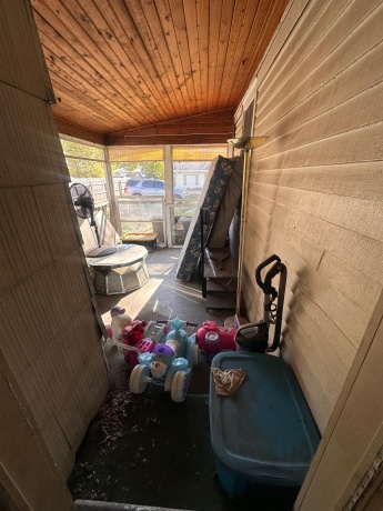 1607 17th, ROCKFORD, Illinois 61104, 3 Bedrooms Bedrooms, ,1 BathroomBathrooms,House,For Sale,17th,202506771