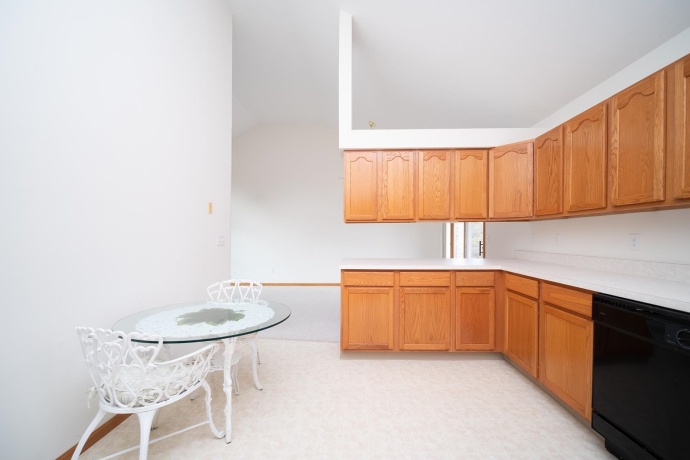 960 Comfortcove, MACHESNEY PARK, Illinois 61115, 3 Bedrooms Bedrooms, ,2 BathroomsBathrooms,House,For Sale,Comfortcove,202506772