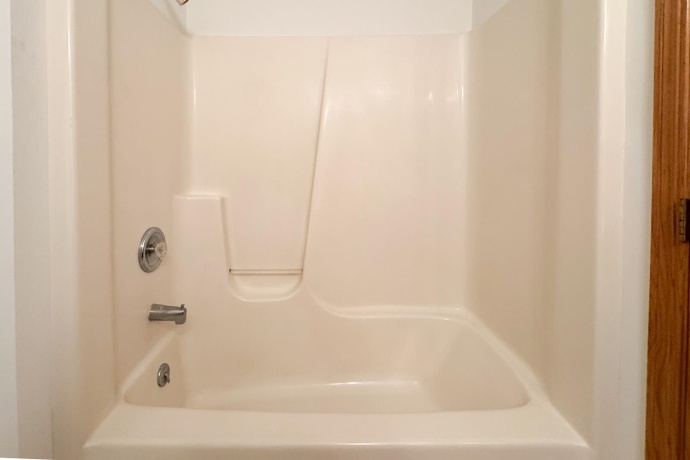 960 Comfortcove, MACHESNEY PARK, Illinois 61115, 3 Bedrooms Bedrooms, ,2 BathroomsBathrooms,House,For Sale,Comfortcove,202506772