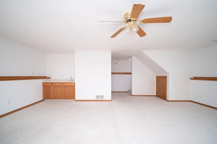 960 Comfortcove, MACHESNEY PARK, Illinois 61115, 3 Bedrooms Bedrooms, ,2 BathroomsBathrooms,House,For Sale,Comfortcove,202506772