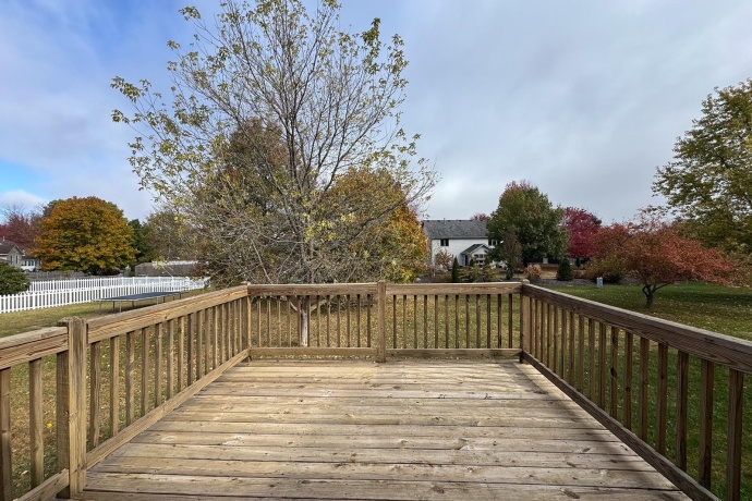 960 Comfortcove, MACHESNEY PARK, Illinois 61115, 3 Bedrooms Bedrooms, ,2 BathroomsBathrooms,House,For Sale,Comfortcove,202506772