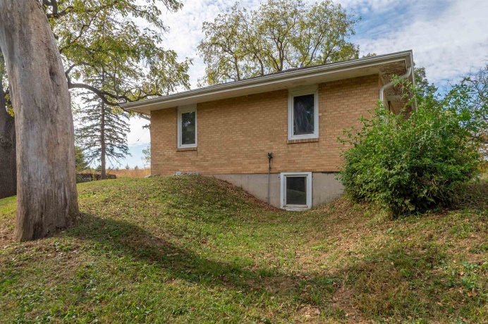 1785 Pines, OREGON, Illinois 61061, 3 Bedrooms Bedrooms, ,1 BathroomBathrooms,House,For Sale,Pines,202506774