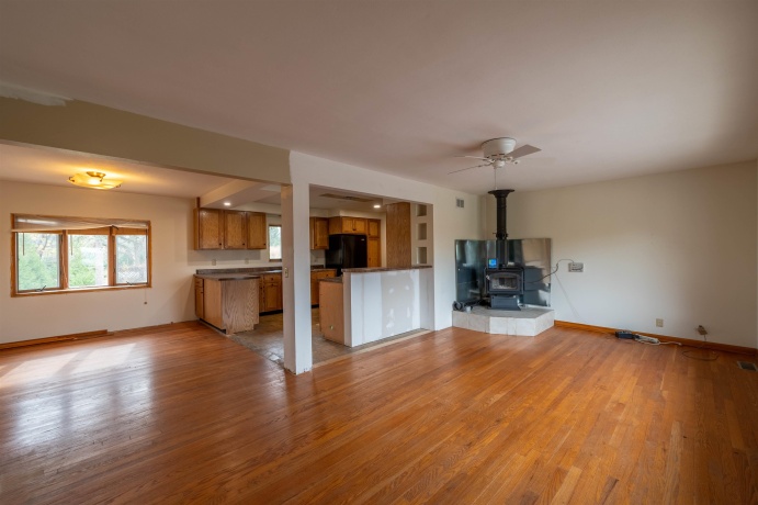 1785 Pines, OREGON, Illinois 61061, 3 Bedrooms Bedrooms, ,1 BathroomBathrooms,House,For Sale,Pines,202506774