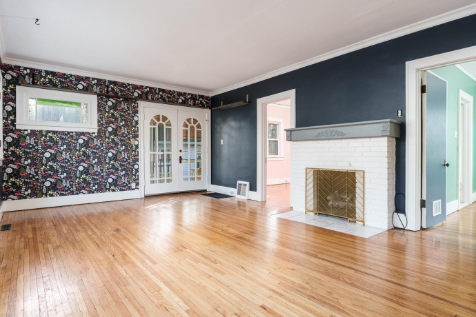 610 COTTAGE GROVE, ROCKFORD, Illinois 61103, 3 Bedrooms Bedrooms, ,1 BathroomBathrooms,House,For Sale,COTTAGE GROVE,202506777