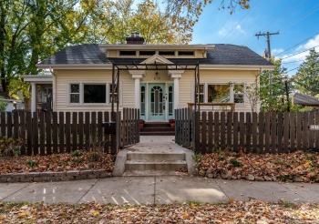 610 COTTAGE GROVE, ROCKFORD, Illinois 61103, 3 Bedrooms Bedrooms, ,1 BathroomBathrooms,House,For Sale,COTTAGE GROVE,202506777