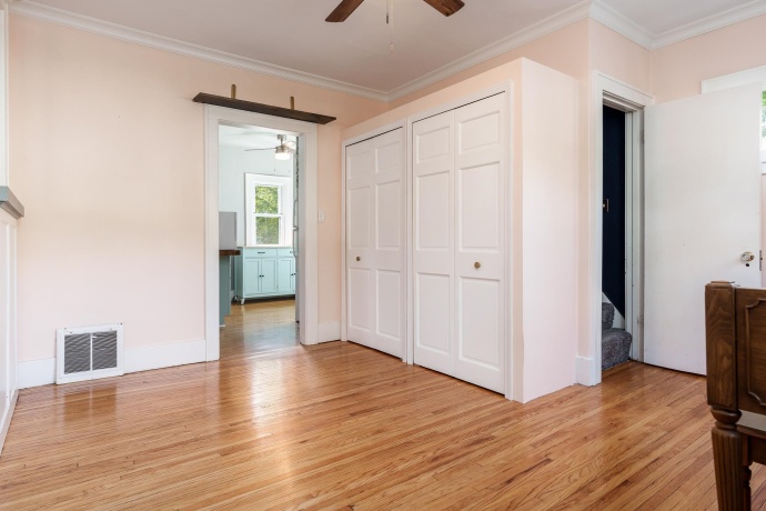 610 COTTAGE GROVE, ROCKFORD, Illinois 61103, 3 Bedrooms Bedrooms, ,1 BathroomBathrooms,House,For Sale,COTTAGE GROVE,202506777