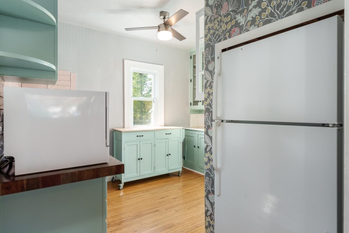 610 COTTAGE GROVE, ROCKFORD, Illinois 61103, 3 Bedrooms Bedrooms, ,1 BathroomBathrooms,House,For Sale,COTTAGE GROVE,202506777