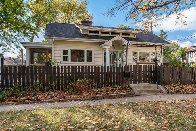 610 COTTAGE GROVE, ROCKFORD, Illinois 61103, 3 Bedrooms Bedrooms, ,1 BathroomBathrooms,House,For Sale,COTTAGE GROVE,202506777