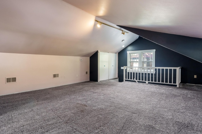 610 COTTAGE GROVE, ROCKFORD, Illinois 61103, 3 Bedrooms Bedrooms, ,1 BathroomBathrooms,House,For Sale,COTTAGE GROVE,202506777