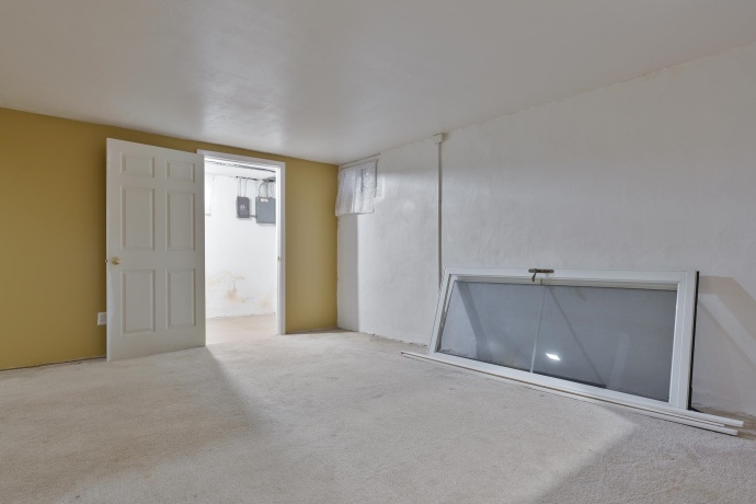 610 COTTAGE GROVE, ROCKFORD, Illinois 61103, 3 Bedrooms Bedrooms, ,1 BathroomBathrooms,House,For Sale,COTTAGE GROVE,202506777