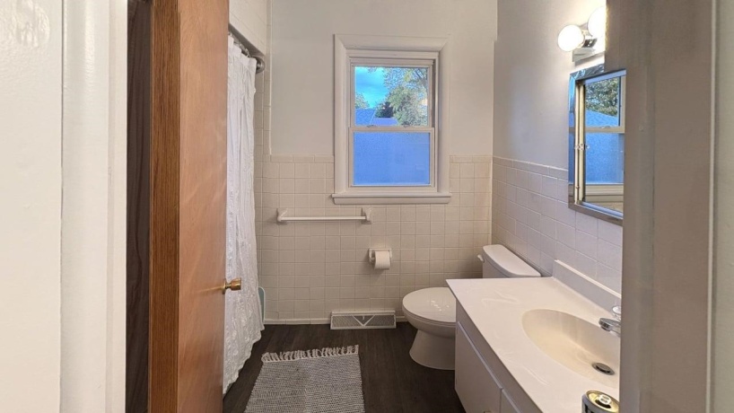 2032 Laurel, FREEPORT, Illinois 61032, 3 Bedrooms Bedrooms, ,2 BathroomsBathrooms,House,For Sale,Laurel,202506778