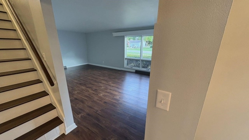 2032 Laurel, FREEPORT, Illinois 61032, 3 Bedrooms Bedrooms, ,2 BathroomsBathrooms,House,For Sale,Laurel,202506778