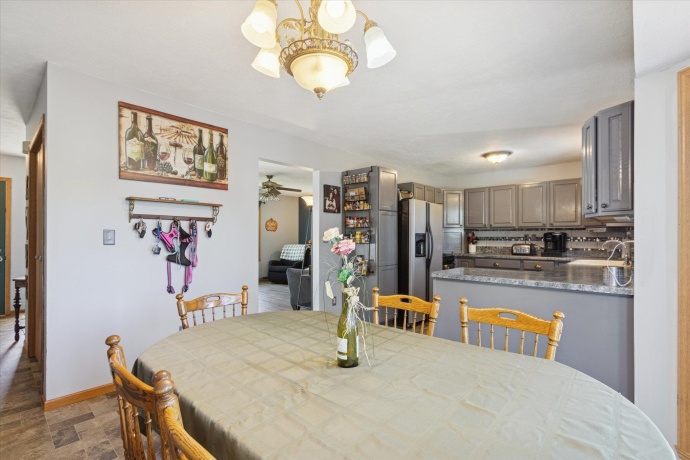 14110 Kirane, SOUTH BELOIT, Illinois 61080, 5 Bedrooms Bedrooms, ,3 BathroomsBathrooms,House,For Sale,Kirane,202506541