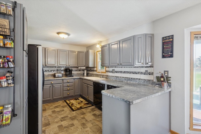 14110 Kirane, SOUTH BELOIT, Illinois 61080, 5 Bedrooms Bedrooms, ,3 BathroomsBathrooms,House,For Sale,Kirane,202506541