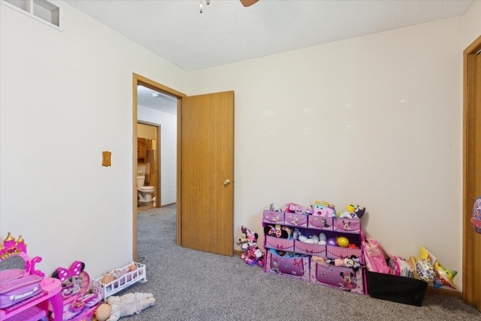 14110 Kirane, SOUTH BELOIT, Illinois 61080, 5 Bedrooms Bedrooms, ,3 BathroomsBathrooms,House,For Sale,Kirane,202506541