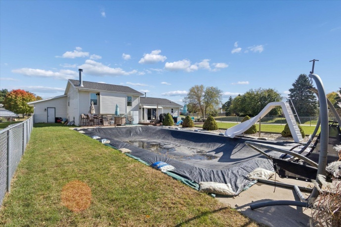 14110 Kirane, SOUTH BELOIT, Illinois 61080, 5 Bedrooms Bedrooms, ,3 BathroomsBathrooms,House,For Sale,Kirane,202506541