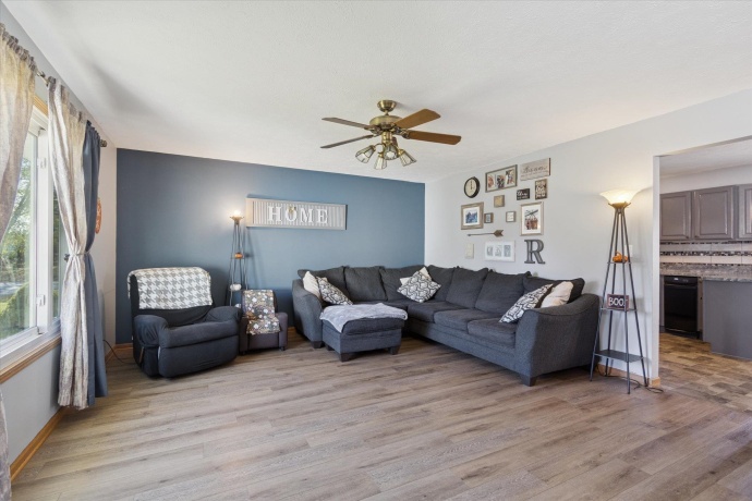 14110 Kirane, SOUTH BELOIT, Illinois 61080, 5 Bedrooms Bedrooms, ,3 BathroomsBathrooms,House,For Sale,Kirane,202506541