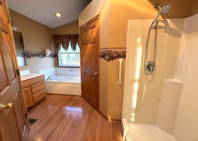 22782A Short, LANARK, Illinois 61046, 4 Bedrooms Bedrooms, ,4 BathroomsBathrooms,House,For Sale,Short,202506781