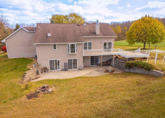 22782A Short, LANARK, Illinois 61046, 4 Bedrooms Bedrooms, ,4 BathroomsBathrooms,House,For Sale,Short,202506781