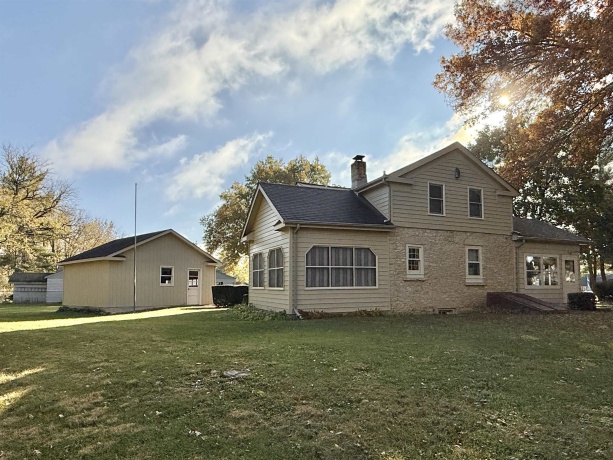702 Washington, ROCKTON, Illinois 61072, 3 Bedrooms Bedrooms, ,1 BathroomBathrooms,House,For Sale,Washington,202506782