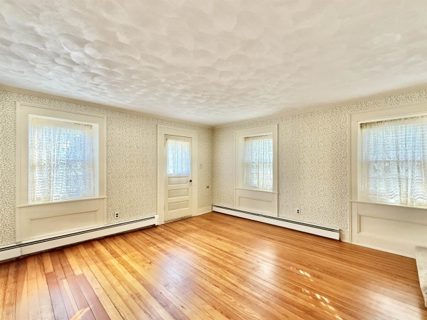 702 Washington, ROCKTON, Illinois 61072, 3 Bedrooms Bedrooms, ,1 BathroomBathrooms,House,For Sale,Washington,202506782