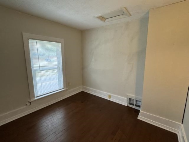 702 Washington, JANESVILLE, Wisconsin 53548, 4 Bedrooms Bedrooms, ,1 BathroomBathrooms,House,For Sale,Washington,202506788