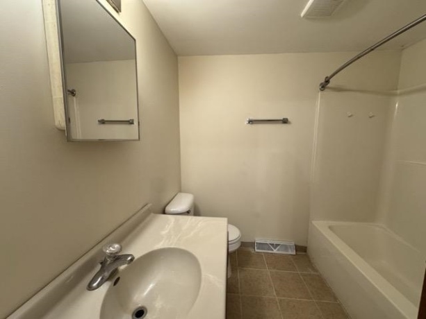 702 Washington, JANESVILLE, Wisconsin 53548, 4 Bedrooms Bedrooms, ,1 BathroomBathrooms,House,For Sale,Washington,202506788