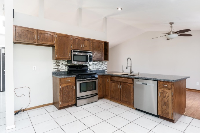 4558 Hampstead, LOVES PARK, Illinois 61111, 4 Bedrooms Bedrooms, ,3 BathroomsBathrooms,House,For Sale,Hampstead,202506789