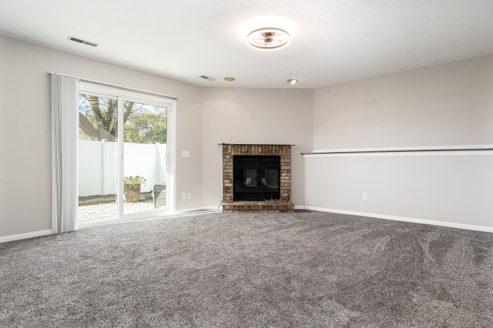 4558 Hampstead, LOVES PARK, Illinois 61111, 4 Bedrooms Bedrooms, ,3 BathroomsBathrooms,House,For Sale,Hampstead,202506789