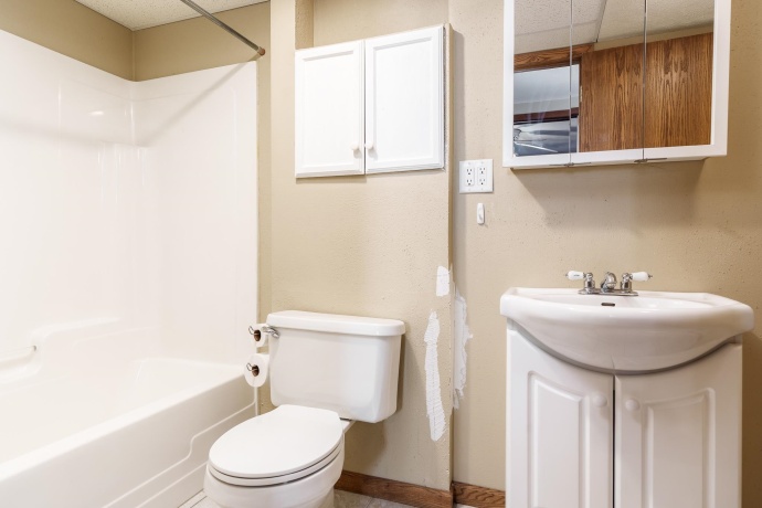 4558 Hampstead, LOVES PARK, Illinois 61111, 4 Bedrooms Bedrooms, ,3 BathroomsBathrooms,House,For Sale,Hampstead,202506789