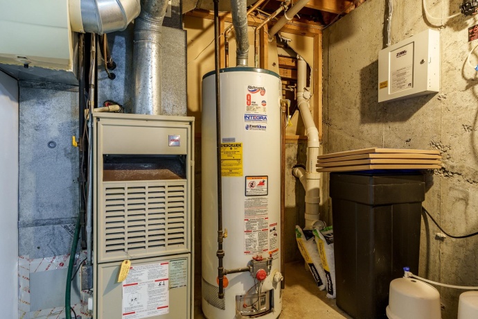 4558 Hampstead, LOVES PARK, Illinois 61111, 4 Bedrooms Bedrooms, ,3 BathroomsBathrooms,House,For Sale,Hampstead,202506789