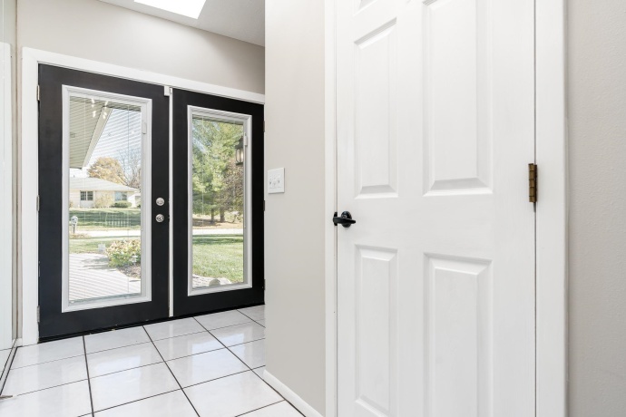 4558 Hampstead, LOVES PARK, Illinois 61111, 4 Bedrooms Bedrooms, ,3 BathroomsBathrooms,House,For Sale,Hampstead,202506789