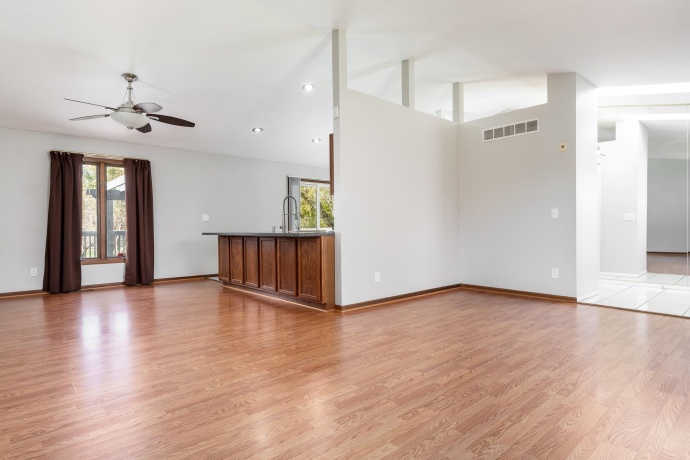 4558 Hampstead, LOVES PARK, Illinois 61111, 4 Bedrooms Bedrooms, ,3 BathroomsBathrooms,House,For Sale,Hampstead,202506789