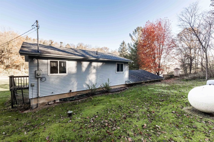 1021 Schapville, ELIZABETH, Illinois 61028, 2 Bedrooms Bedrooms, ,2 BathroomsBathrooms,House,For Sale,Schapville,202506790