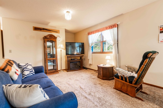 1021 Schapville, ELIZABETH, Illinois 61028, 2 Bedrooms Bedrooms, ,2 BathroomsBathrooms,House,For Sale,Schapville,202506790