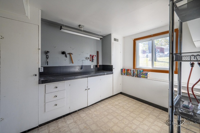 1010 Ridge, GALENA, Illinois 61036, 3 Bedrooms Bedrooms, ,1 BathroomBathrooms,House,For Sale,Ridge,202506792