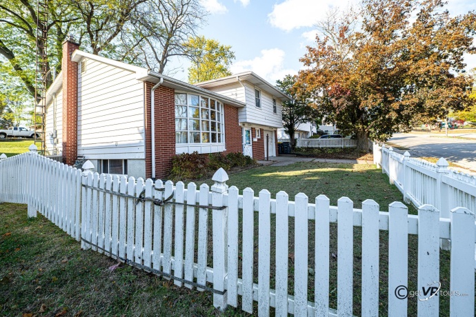 1010 Ridge, GALENA, Illinois 61036, 3 Bedrooms Bedrooms, ,1 BathroomBathrooms,House,For Sale,Ridge,202506792