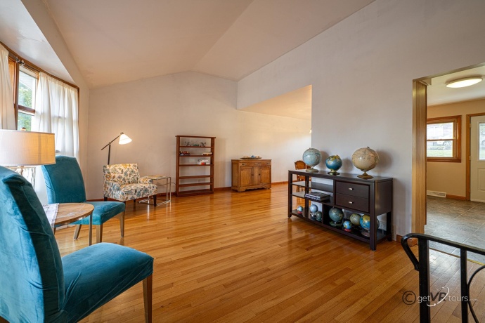 1010 Ridge, GALENA, Illinois 61036, 3 Bedrooms Bedrooms, ,1 BathroomBathrooms,House,For Sale,Ridge,202506792