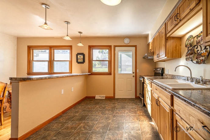 1010 Ridge, GALENA, Illinois 61036, 3 Bedrooms Bedrooms, ,1 BathroomBathrooms,House,For Sale,Ridge,202506792