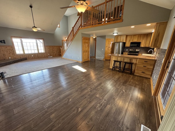 7876 Hickory Grove, SAVANNA, Illinois 61074, 3 Bedrooms Bedrooms, ,2 BathroomsBathrooms,House,For Sale,Hickory Grove,202506797