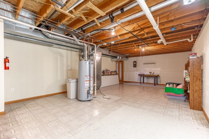 816 Lake Summerset, LAKE SUMMERSET, Illinois 61019, 3 Bedrooms Bedrooms, ,2 BathroomsBathrooms,House,For Sale,Lake Summerset,202502674