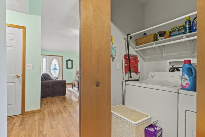 816 Lake Summerset, LAKE SUMMERSET, Illinois 61019, 3 Bedrooms Bedrooms, ,2 BathroomsBathrooms,House,For Sale,Lake Summerset,202502674