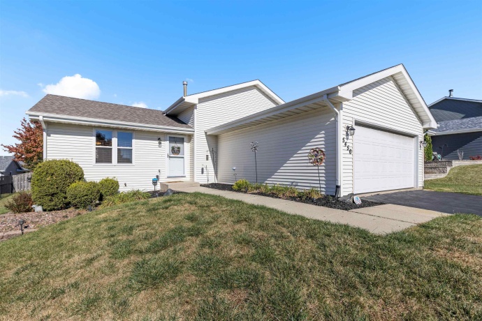 5450 Pocono, LOVES PARK, Illinois 61111, 4 Bedrooms Bedrooms, ,2 BathroomsBathrooms,House,For Sale,Pocono,202506799