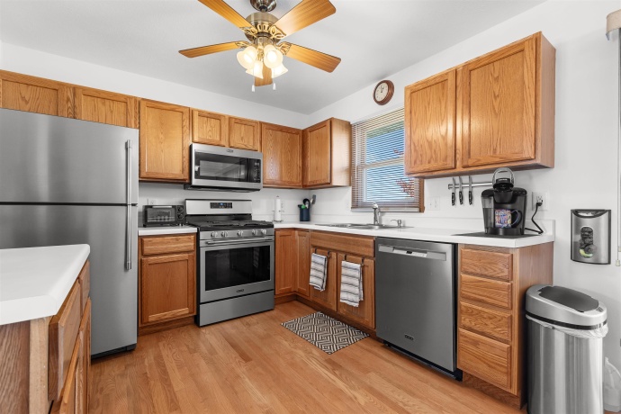 5450 Pocono, LOVES PARK, Illinois 61111, 4 Bedrooms Bedrooms, ,2 BathroomsBathrooms,House,For Sale,Pocono,202506799