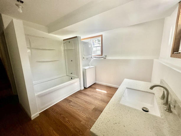 412 Main, Chadwick, Illinois 61014, 3 Bedrooms Bedrooms, ,2 BathroomsBathrooms,House,For Sale,Main,202504768