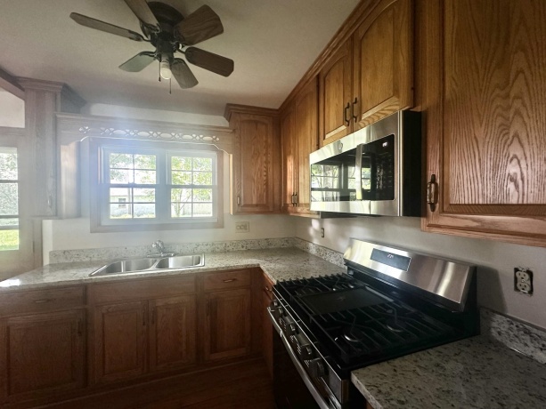 412 Main, Chadwick, Illinois 61014, 3 Bedrooms Bedrooms, ,2 BathroomsBathrooms,House,For Sale,Main,202504768