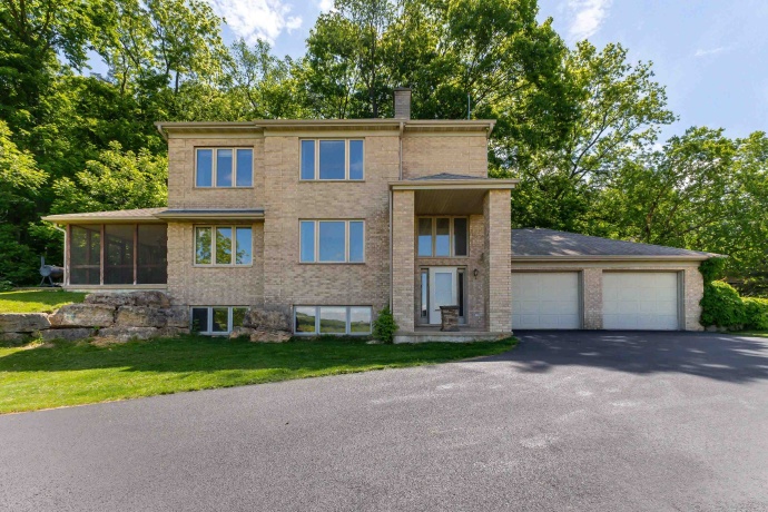 535 Territory, GALENA, Illinois 61036, 3 Bedrooms Bedrooms, ,3 BathroomsBathrooms,House,For Sale,Territory,202506801